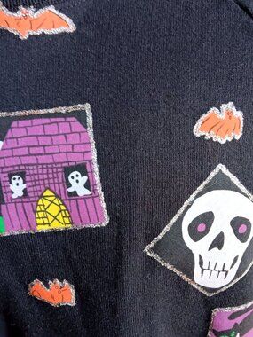 Vintage Halloween Crewneck Large Sweatshirt Fruit Loom Black BATS  GHOSTS 1980s